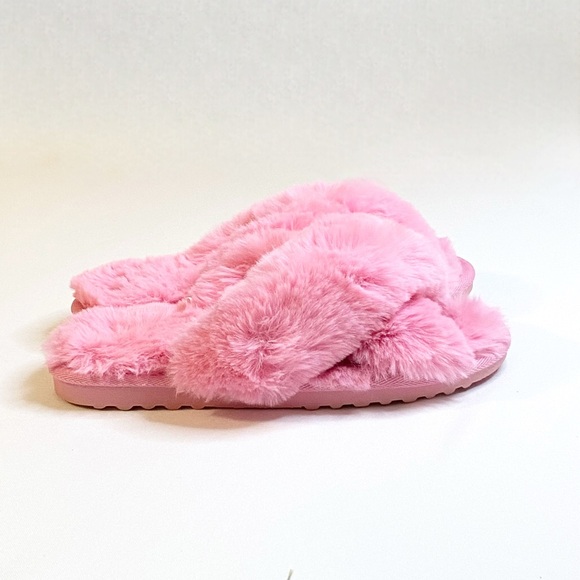 None Other - Pink Fuzzy Slide Slippers | Cozy Faux Fur Lounge Sandals